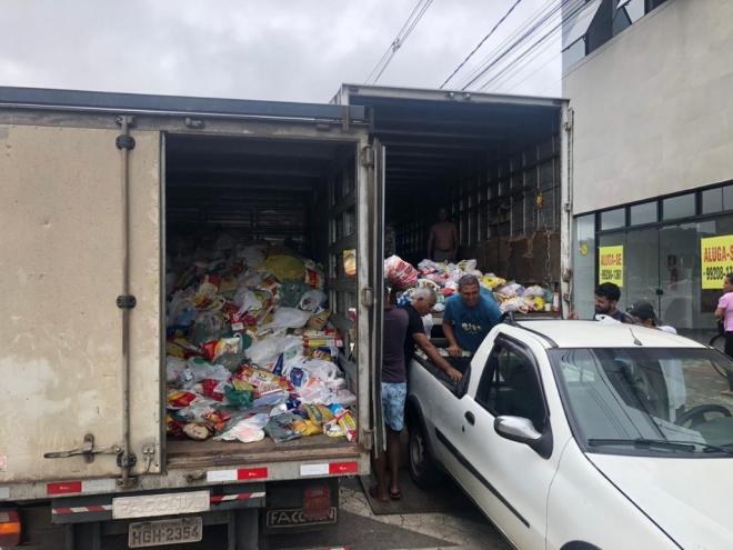 As doações foram entregues para a Casa de Alimentos de Ipatinga