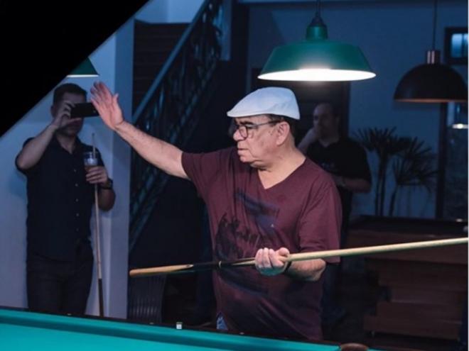 O apelido Rui Chapéu veio das célebres boinas brancas usadas durante as competições