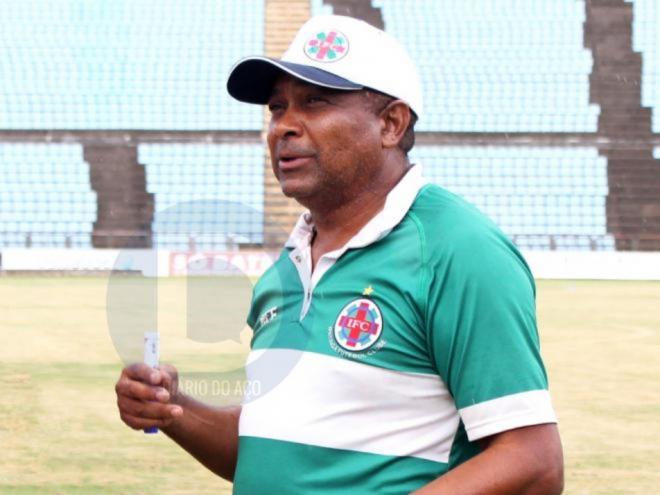 Gerson Evaristo não é mais o técnico do Ipatinga