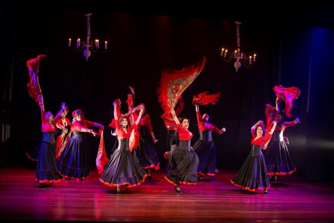 Cia. Esmeranda de Dança Cigana