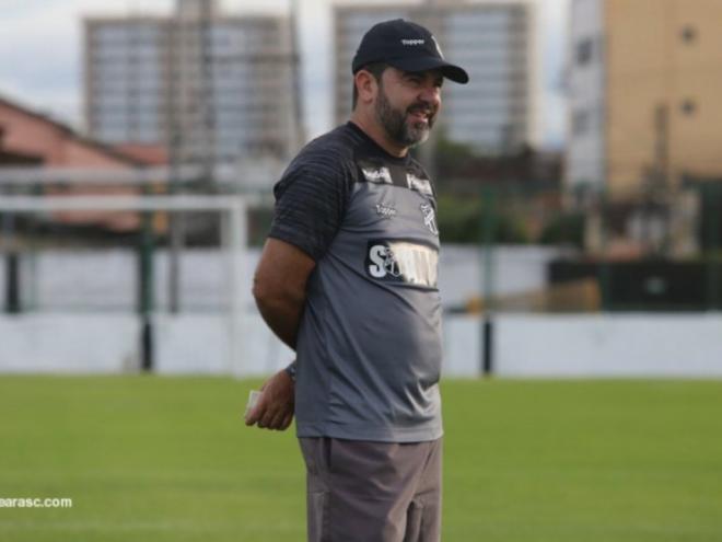 Profissional vai analisar possíveis contratações 