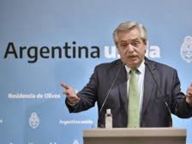Alberto Fernández durante seu discurso na Casa Rosada: 