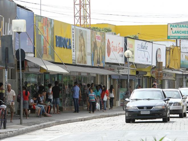 Estabelecimentos poderão voltar a funcionar com as condicionantes impostas pela administração municipal
