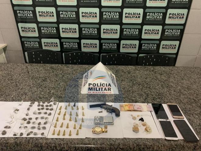 Materiais recolhidos foram entregues na delegacia de Ipatinga