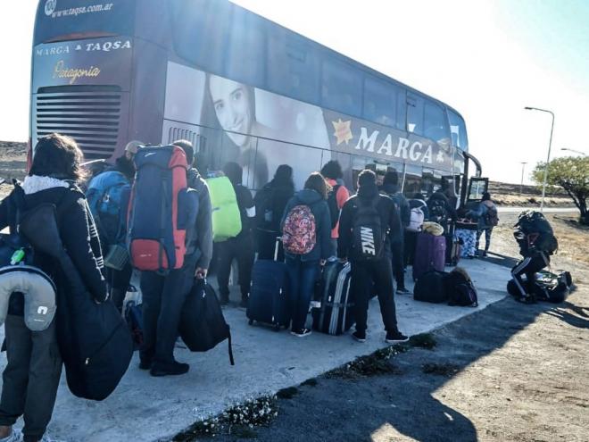 Estrangeiros retidos em El Calafate foram orientados a embarcar para Buenos Aires, onde são maiores as oportunidades de repatriação