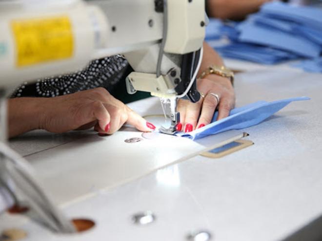 Somente neste mês, a expectativa é de que sejam produzidas cerca de 12 mil máscaras