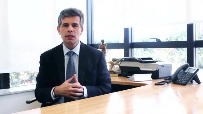 Nelson Luiz Sperle Teich formado em medicina pela Universidade Estadual do Rio de Janeiro foi residente de Oncologia no Instituto Nacional do Câncer. Foto divulgação 