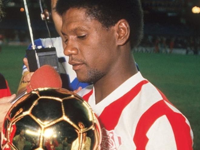 Ex-jogador de 62 anos passou por cirurgias para retirada de nódulo no pâncreas, há dois meses