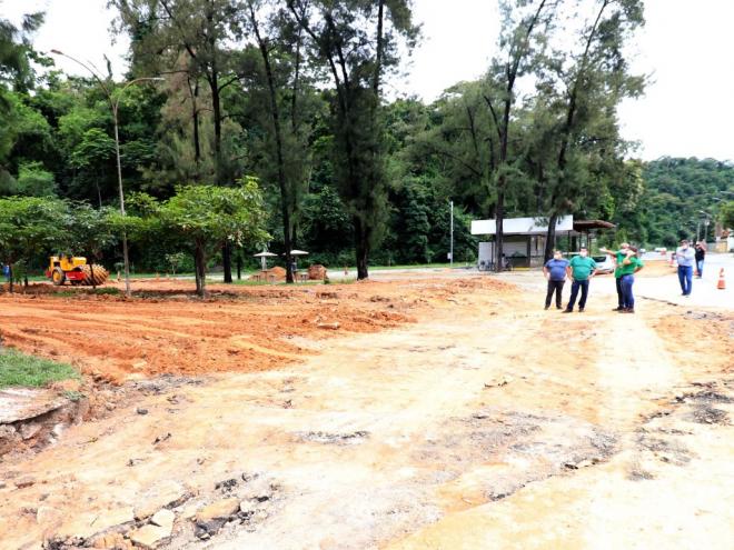 Nova rotatória está em construção na saída da avenida Itália com a Kiyoshi Tsunawaki