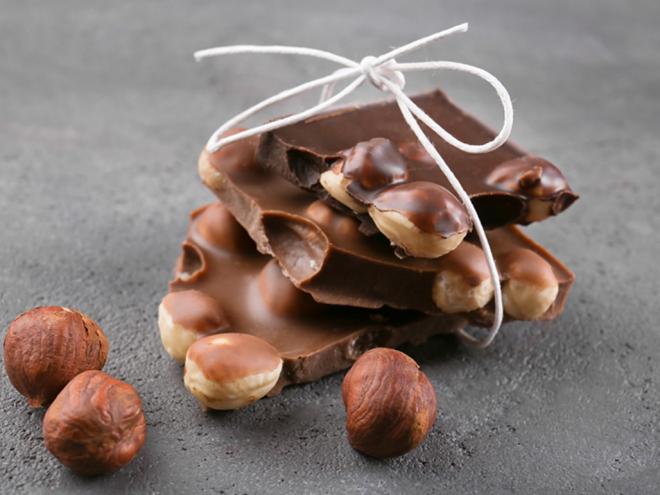Os quadradinhos de Chocolate e Avelãs são ideais para presentear amigos