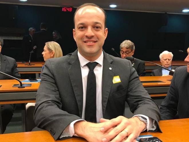 Emanuel Mota é o presidente do CREA-CE