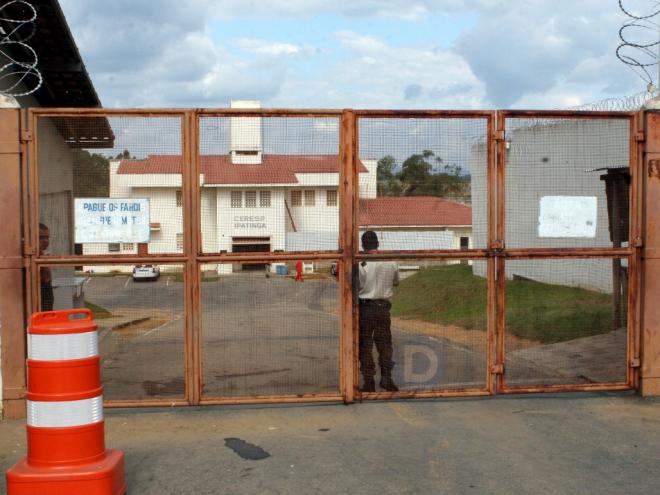 A testagem para covid-19 de todos os detentos a serem transferidos é uma segurança sanitária 