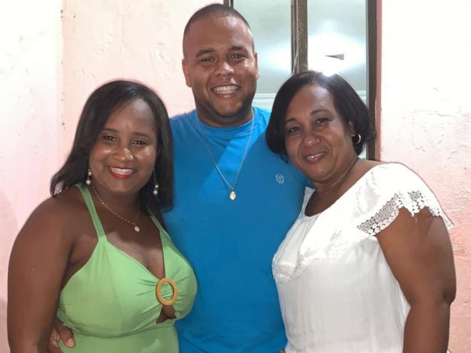 Elaine, Lídia e Edmilson