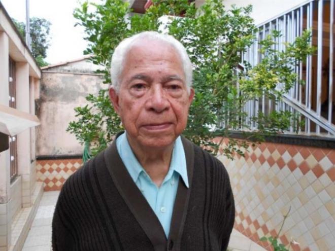 Padre morreu no início da manhã de hoje