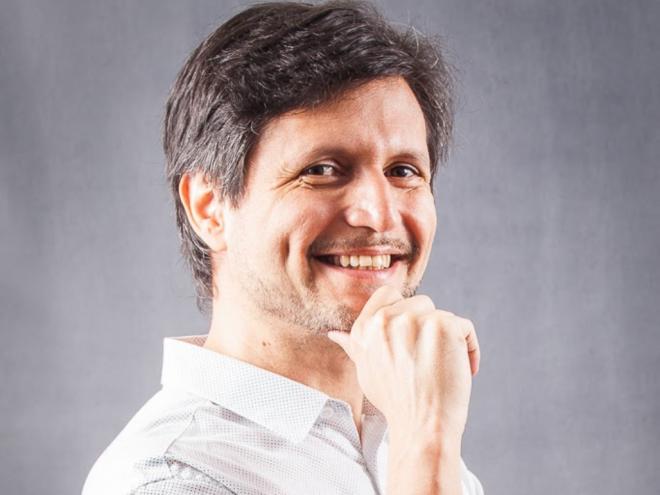 Vagner Almeida *