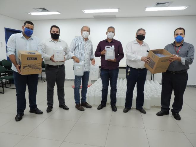 Cada Unidade de Saúde recebeu 600 máscaras e 400 litros de álcool para combate ao covid-19
