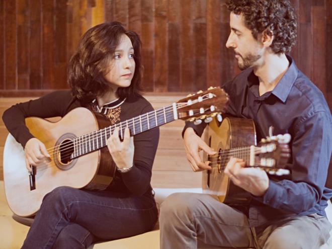 Os violonistas Cecília e Fernando foram o Duo Siqueira Lima