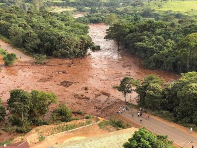 Pela decisão do juiz Elton Pupo Nogueira, da 2ª Vara de Fazenda Pública de Belo Horizonte, o valor deve ser empregado prioritariamente na área de saúde,