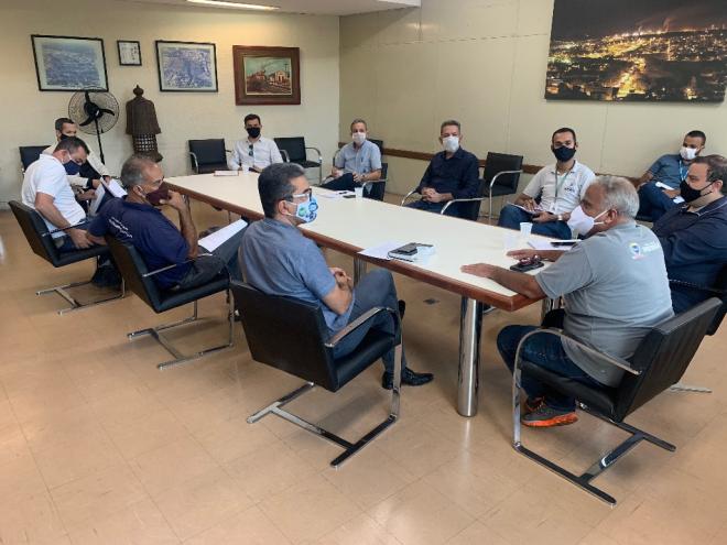 As reuniões, que já vinham ocorrendo, haviam sido suspensas em razão da pandemia do novo coronavírus 