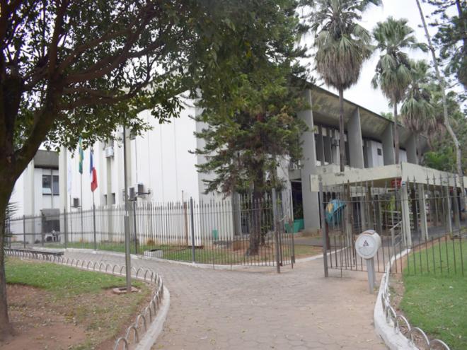 Procedimento pode ser feito via e-mail ou presencialmente, na prefeitura