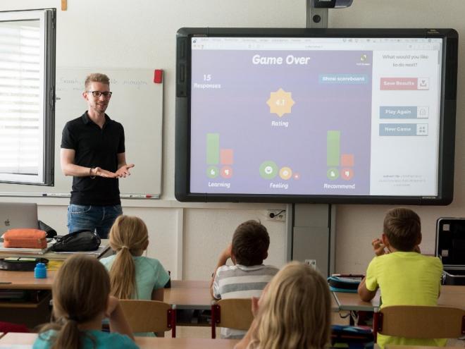 O prazo para escolas públicas e privadas inscreverem seus alunos dos ensinos fundamental e médio na Olimpíada Brasileira de Astronomia e Astronáutica (OBA) foi prorrogado mais uma vez. Confira nova data clicando aqui