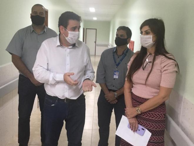 O prefeito Marcos Vinícius e sua equipe detalharam a estrutura do Hospital Dr. José Maria Morais para atender casos de coronavírus