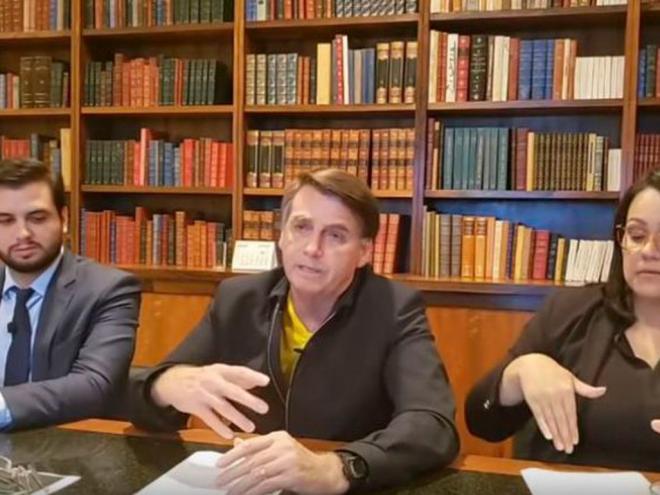 A informação foi dada pelo presidente durante sua live semanal, transmitida pelas redes sociais