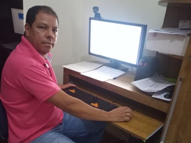 Almir Silveira afirmou que os conteúdos das teleaulas transmitidas na Rede Minas não são os mesmos que estão no Plano de Estudo Tutorado