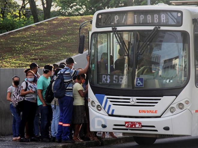 Univale tem até o dia 30 de junho para rodar sem cobradores, após essa data, os trabalhadores devem retornar