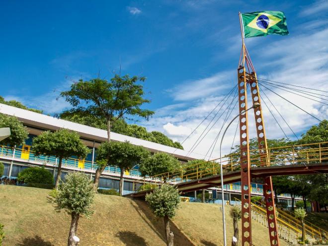 Além da Bolsa Social, o Centro Universitário disponibiliza outras modalidades de bolsas, descontos, financiamentos e parcelamento