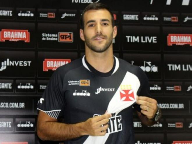 Lateral-direito paraguaio defendeu o Vasco em 2019 