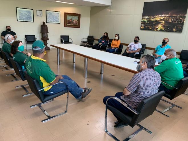 Governo municipal renovou parcerias com catadores de recicláveis e instituto de prevenção e apoio a vítimas de trânsito