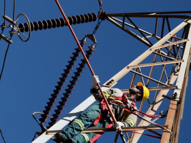 Ruas e avenidas ficarão ser energia na terça-feira, por causa de uma intervenção a ser feita pela Cemig