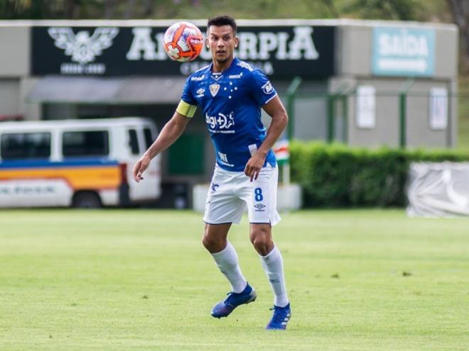 Conforme o Cruzeiro, atleta está bem e teve apenas ferimentos leves