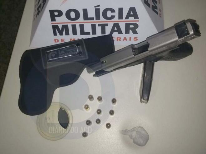 Polícia investiga se essa pistola estadunidense Smith & Wesson 9mm foi usada em outros crimes contra a vida em Vale Verde de Minas, Ipaba