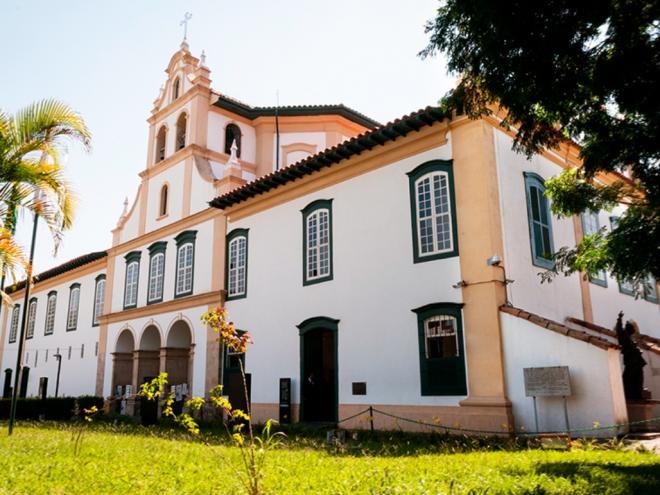 Museu de Arte Sacra fica no Mosteiro da Luz, um edifício colonial com mais de 240 anos de história