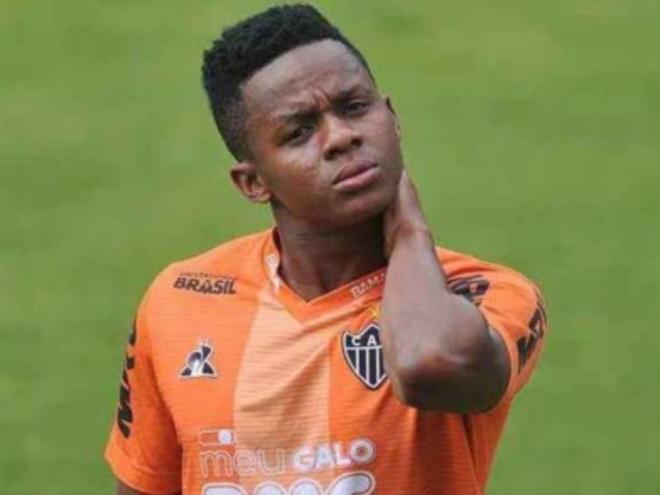 Meia do Atlético promoveu festas durante a quarentena, em Lagoa Santa
