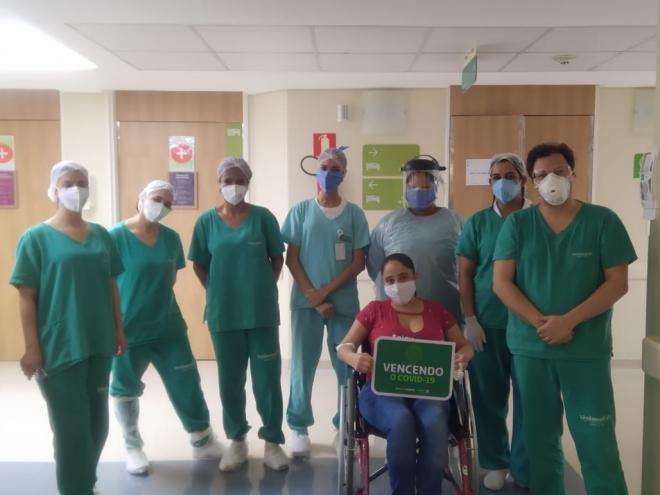 Melrilene Alvarenga Andrade, de 33 anos, recebeu alta na última semana
