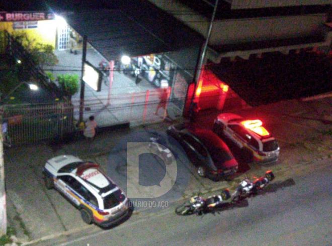 O estabelecimento estava sendo alvo de assalto no bairro Timirim, em Timóteo