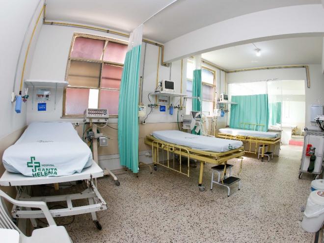 O uso de medicamentos como sedativos, analgésicos e relaxantes é primordial para a internação de pacientes com covid-19