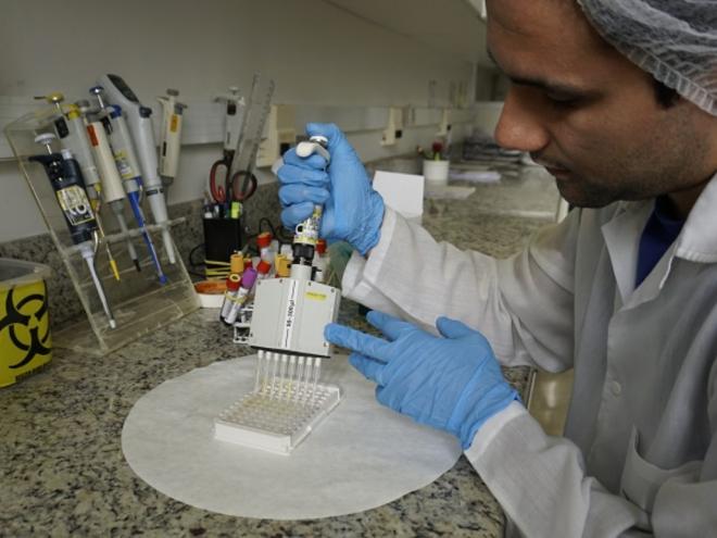A ampliação da testagem foi possível pela habilitação de outros laboratórios públicos de pesquisa e diagnóstico 