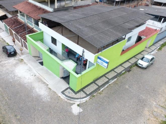 Dezesseis equipes do Programa Saúde da Família que atendem nas unidades de saúde em toda a cidade foram capacitadas a realizar testes em pacientes sintomáticos
