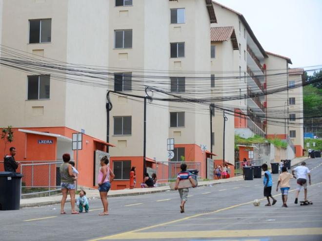 Estão contemplados clientes que financiam o imóvel por meio do Fundo de Garantia por Tempo de Serviço (FGTS), programa Minha Casa Minha Vida e pelo Sistema Brasileiro de Poupança e Empréstimo (SBPE), todos operados pela Caixa