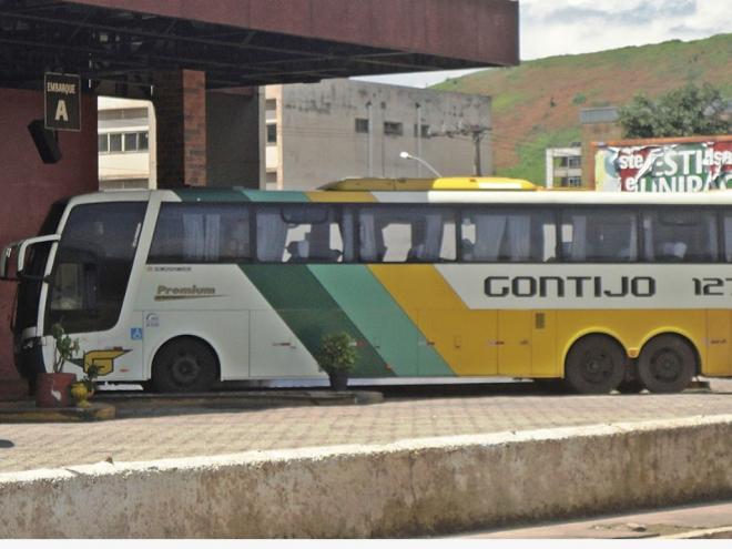 Mãe alega que foi deixada com as filhas no meio de viagem entre GV e BH sem a devida assistência pela empresa de ônibus