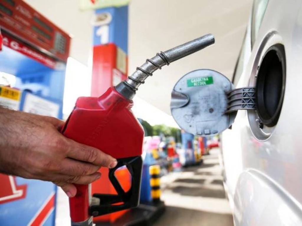 Petroleira afirma que esse ano foram feitos 23 reajustes, dos quais 10 foram aumentos e 13 deles, reduções nos preços para as distribuidoras