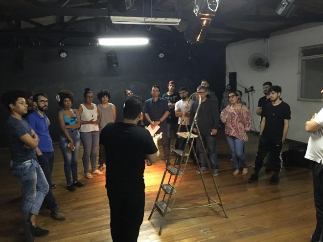 Pessoas que o público costuma não ver fazem o sucesso dos espetáculos
