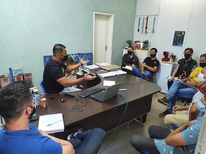 Reunião de representantes do Movimento Cultural e do Conselho Municipal de Política Cultural