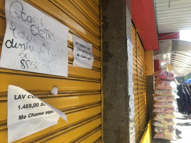 Com fechamento de lojas, 26 pessoas teriam ficado desempregadas, somando as duas unidades 