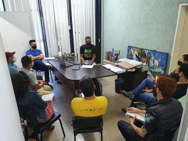 Integrantes do Movimento Cultural do Vale do Aço em recente reunião em Ipatinga