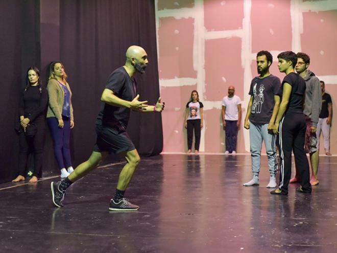 Márcio Abreu ministrou oficina de teatro em Ipatinga em 2019